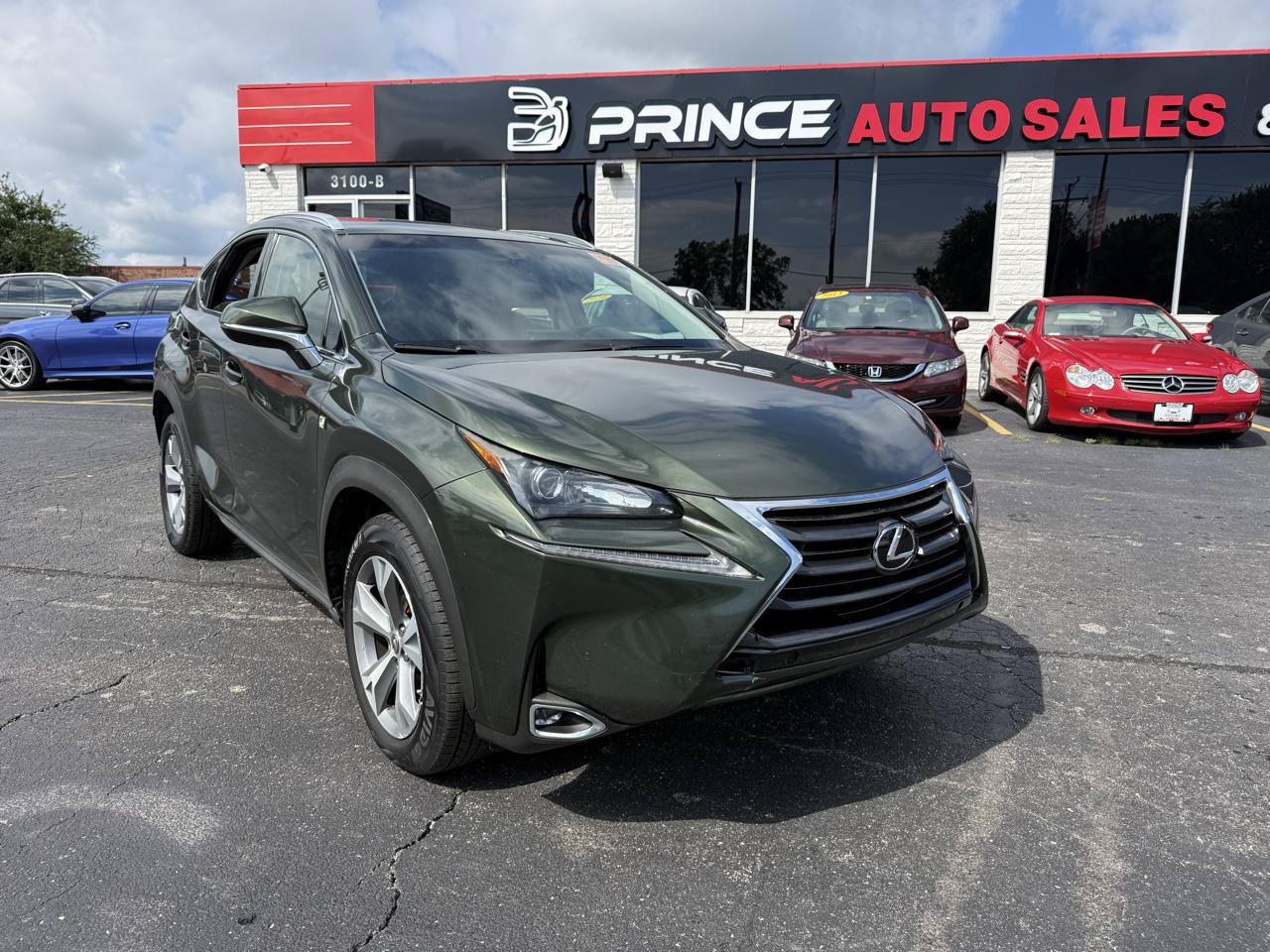 Used 2017 Lexus NX 200t FWD w/ Premium Package image 1