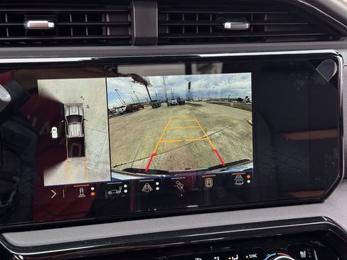 New 2026 GMC Sierra 2500 AT4 w/ AT4 Premium Plus Package image 14