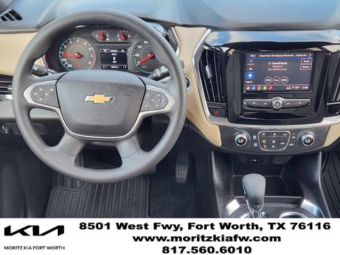 Used 2023 Chevrolet Traverse LS FWD image 25