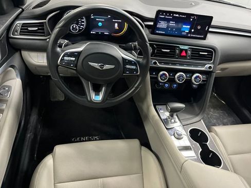 Used 2023 Genesis G70 2.0T image 24