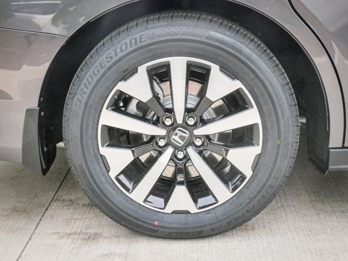 New 2026 Honda Odyssey EX-L image 13