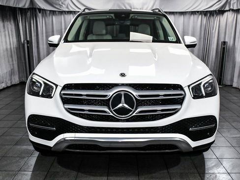 Used 2022 Mercedes-Benz GLE 350 4MATIC w/ Premium Package image 2