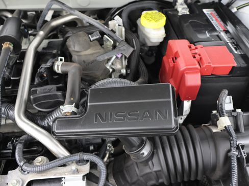 Used 2024 Nissan Sentra SV FWD image 18