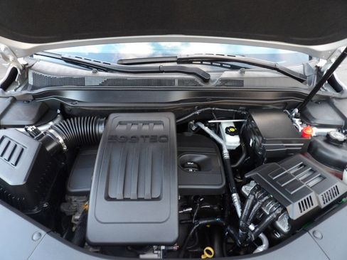 Used 2010 Chevrolet Equinox LT image 12