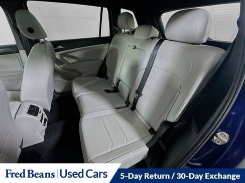 Used 2022 Volkswagen Tiguan SEL R-Line AWD/4WD image 28
