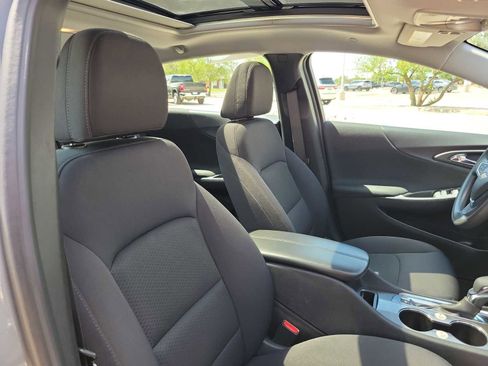 Used 2024 Chevrolet Malibu LT image 18