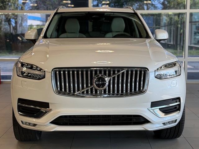 Used 2024 Volvo XC90 B5 Plus w/ Protection Package Premier AWD/4WD image 2