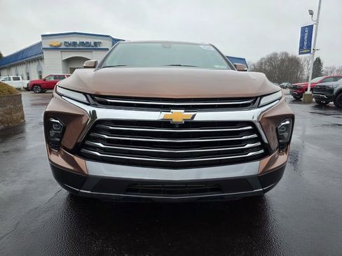 Used 2023 Chevrolet Blazer Premier w/ Driver Confidence II Package image 8