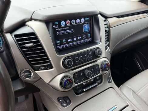 Used 2018 GMC Yukon XL Denali w/ Denali Ultimate Package AWD/4WD image 19