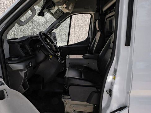 Used 2022 Ford Transit 250 Medium Roof image 3