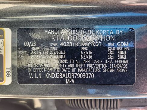 Certified 2024 Kia Soul LX FWD image 29