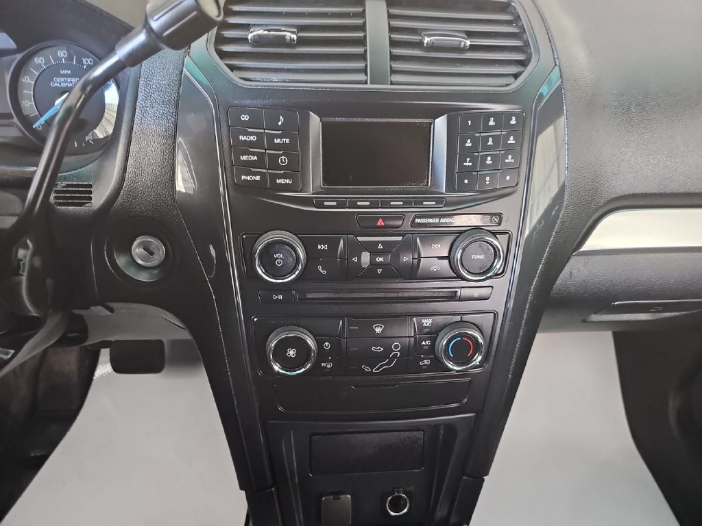 Used 2017 Ford Explorer 4WD Police Interceptor image 13