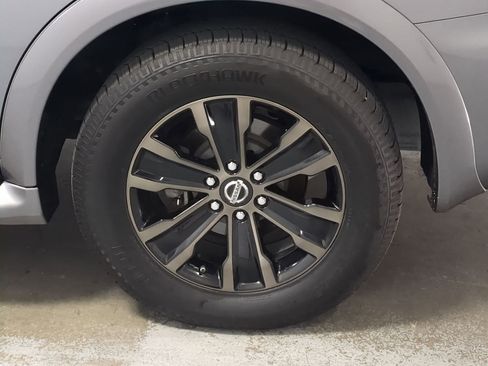 Used 2019 Nissan Armada Platinum w/ Captain's Chairs Package image 22