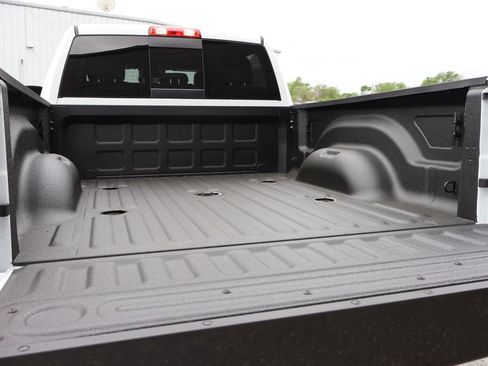 New 2026 RAM 3500 Tradesman AWD/4WD image 15