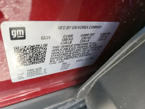Used 2025 Chevrolet Trax LT w/ LT Convenience Package FWD image 6
