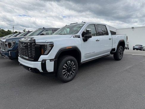 Used 2026 GMC Sierra 2500 Denali Ultimate AWD/4WD image 1