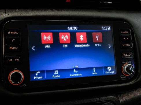Used 2023 Nissan Kicks SR FWD image 38