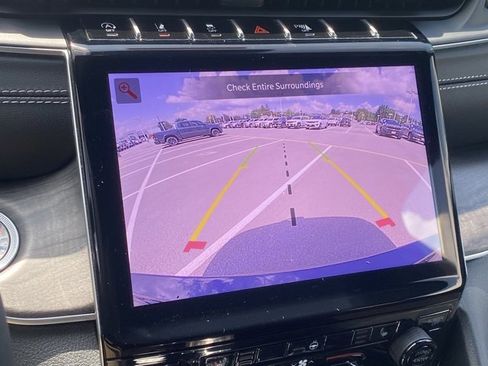 New 2025 Jeep Grand Cherokee L Limited w/ Trailer Tow Package image 23