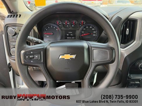 Used 2021 Chevrolet Silverado 2500 W/T w/ WT Convenience Package AWD/4WD image 11