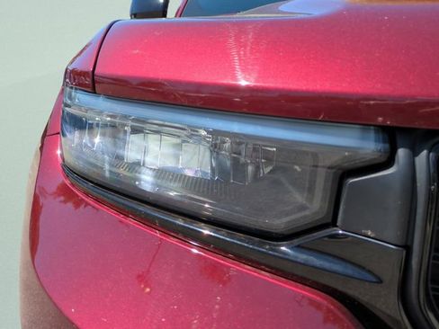 Used 2024 Jeep Grand Cherokee L Altitude image 9