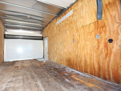 Used 2017 Ford E-450 and Econoline 450 Super Duty w/ Power Windows & Locks Group RWD image 10