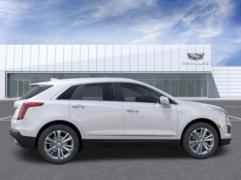 New 2026 Cadillac XT5 Premium Luxury w/ Driver Assist Package AWD/4WD image 5