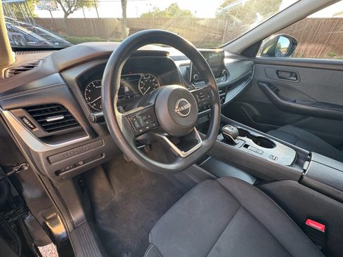 Used 2023 Nissan Rogue S FWD image 18