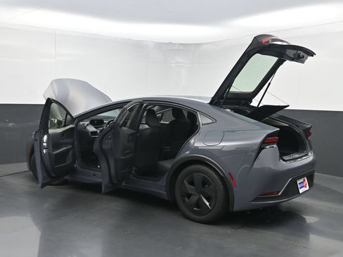 Used 2023 Toyota Prius LE FWD image 36