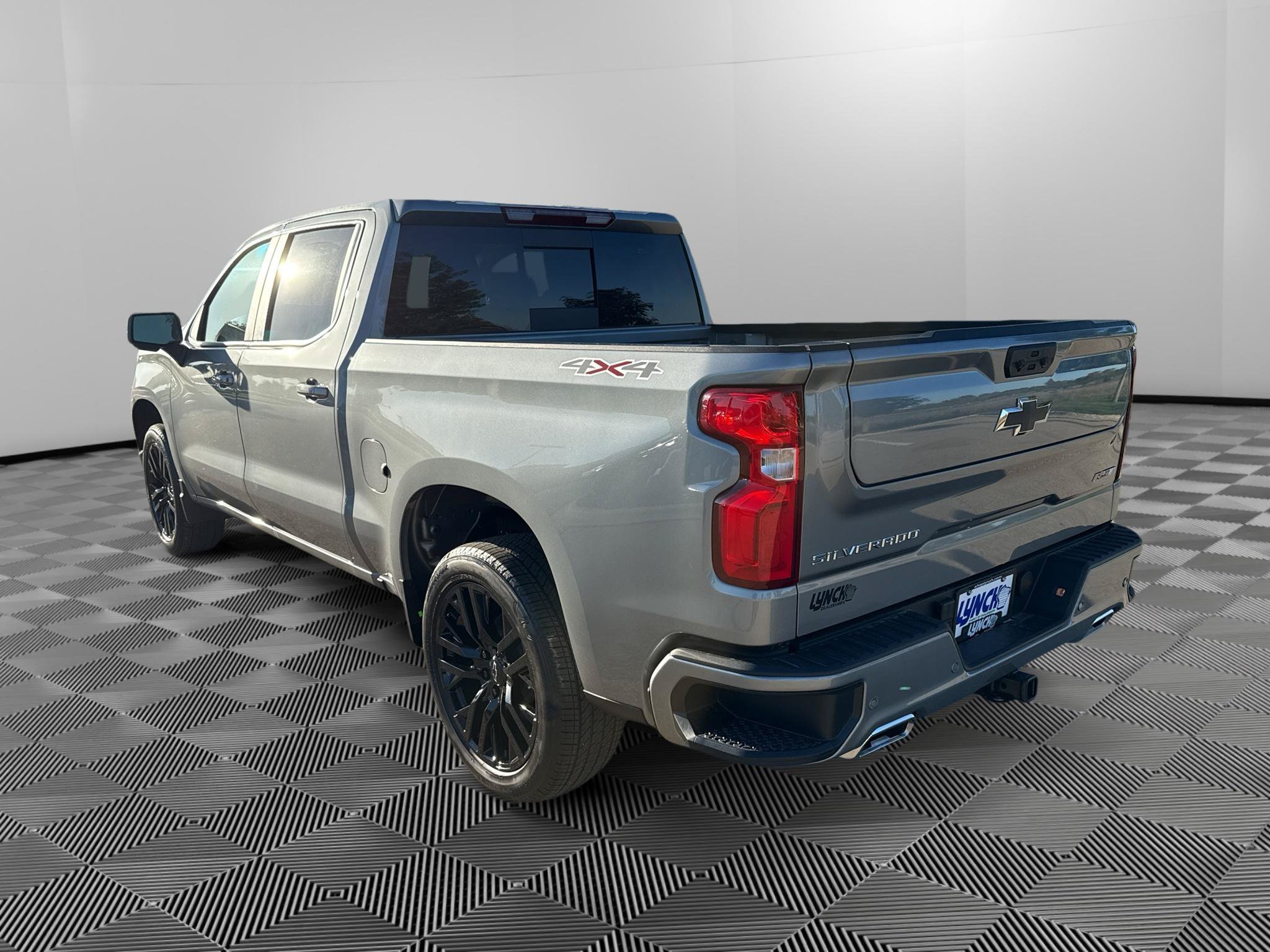 New 2026 Chevrolet Silverado 1500 RST w/ Safety Package AWD/4WD image 3