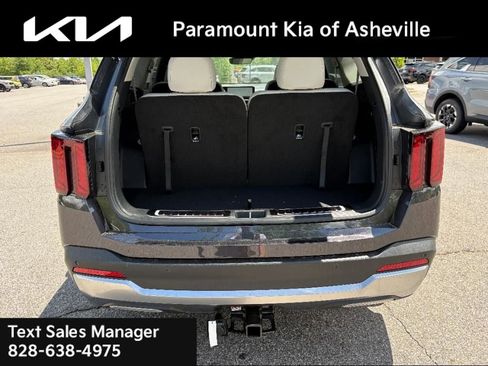 New 2025 Kia Sorento EX w/ Panoramic Sunroof Package image 29
