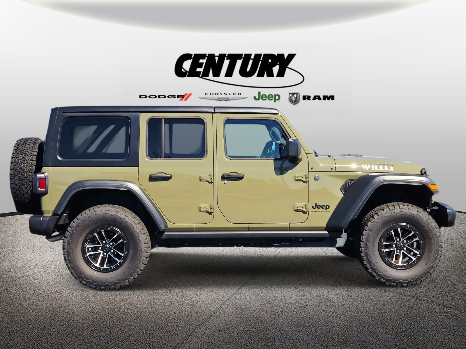 Used 2026 Jeep Wrangler Unlimited Sport AWD/4WD image 2