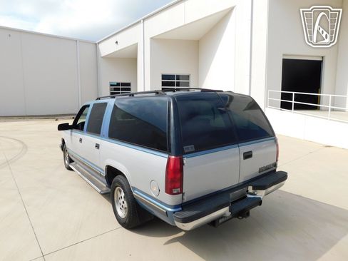 Used 1995 Chevrolet Suburban image 20