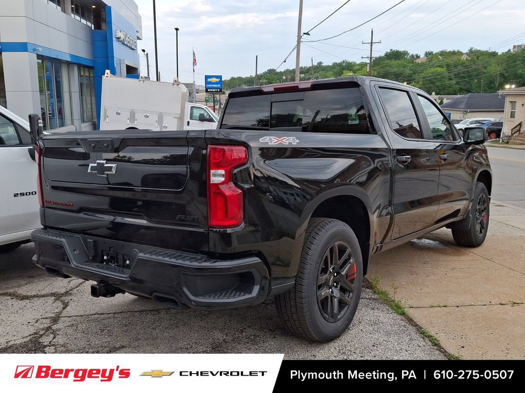 New 2026 Chevrolet Silverado 1500 RST w/ Redline Edition AWD/4WD image 3