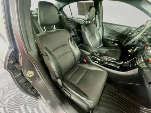 Used 2016 Honda Accord Sport image 27