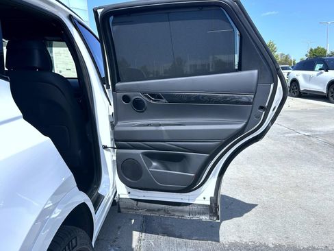 Certified 2026 Genesis GV80 3.5T Prestige AWD/4WD image 17