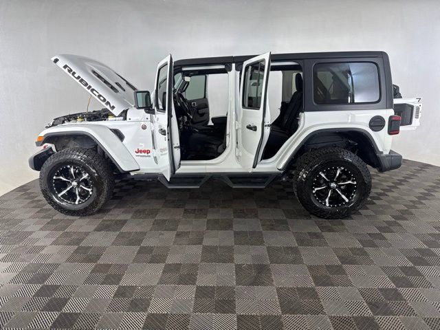 Used 2022 Jeep Wrangler Unlimited Rubicon w/ LED Lighting Group AWD/4WD image 11