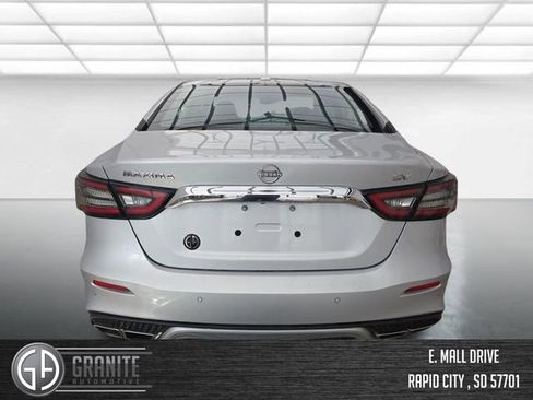 Used 2023 Nissan Maxima SV w/ Floor Mat Group image 6