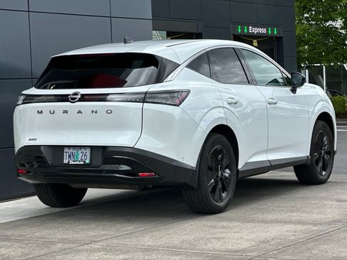 Used 2025 Nissan Murano SV AWD/4WD image 3