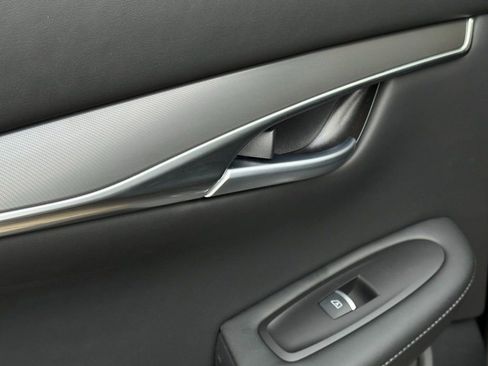 Used 2025 INFINITI QX50 Luxe w/ Accent Package image 21
