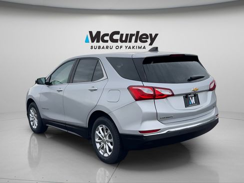 Used 2021 Chevrolet Equinox LT image 3