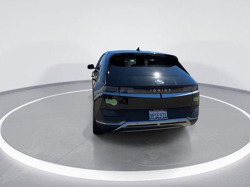 Used 2023 Hyundai Ioniq 5 SE w/ Cargo Package image 10