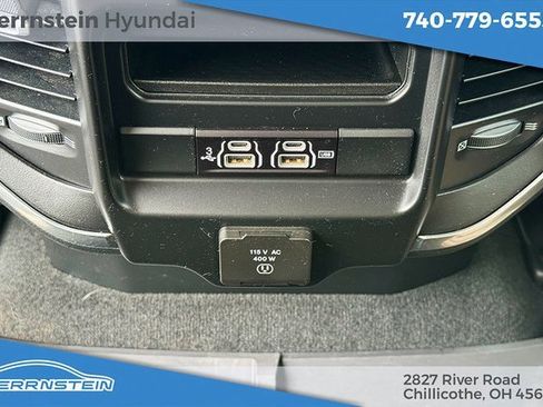 Used 2019 RAM 1500 Laramie image 12