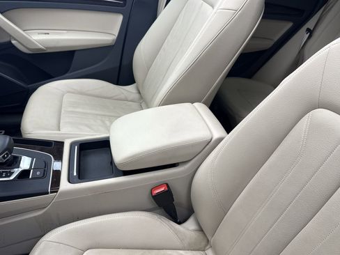 Used 2018 Audi Q5 2.0T Premium Plus w/ Premium Plus Package image 29