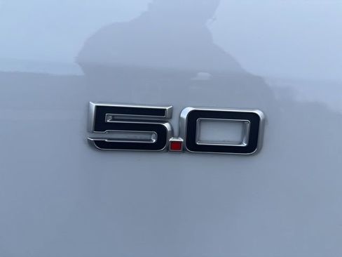 Used 2024 Ford Mustang GT Premium image 9