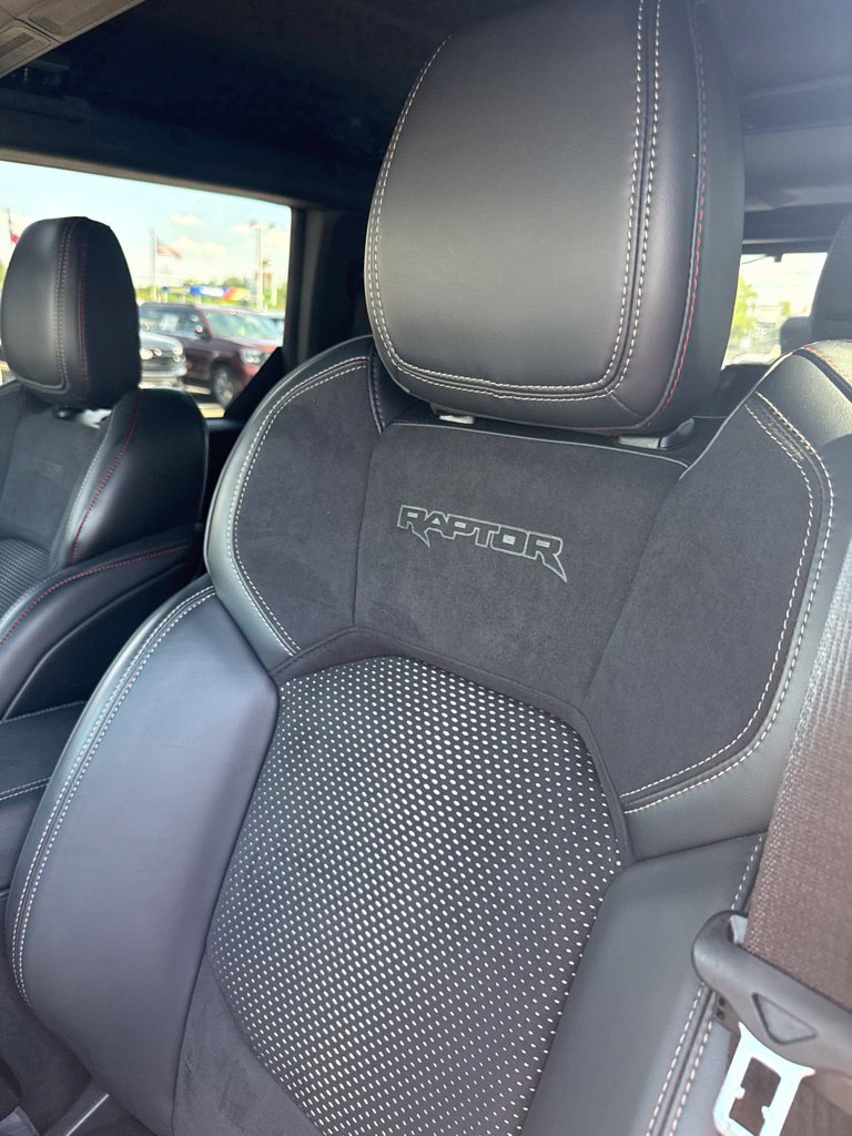 Certified 2024 Ford Bronco Raptor w/ Interior Carbon Fiber Pack 6 AWD/4WD image 10