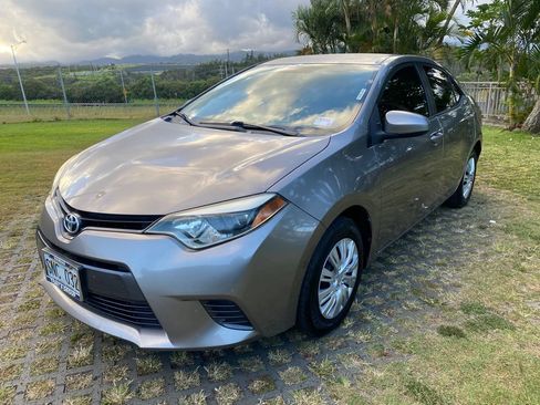 Used 2015 Toyota Corolla LE FWD image 21