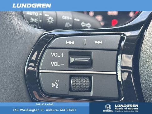 New 2026 Honda Pilot Touring image 10