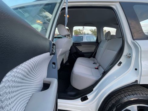 Used 2018 Subaru Forester 2.5i w/ Alloy Wheel Package image 24