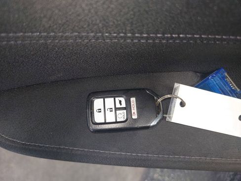 Used 2017 Honda CR-V EX image 35