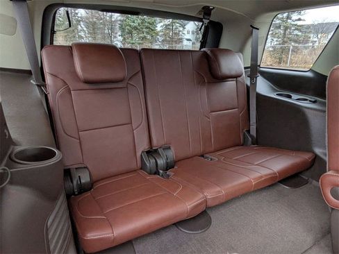 Used 2020 Chevrolet Tahoe Premier w/ Premier 6.2L Value Package image 35